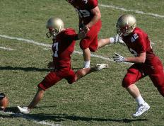 开云体育APP下载-沉默78分钟，欧冠淘汰赛之夜的梅西与他的延时接管