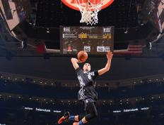 开云体育APP下载-跨界与跨越，当戴维斯杯险胜拉沃尔杯，阿尔卡拉斯统治全场揭示了什么