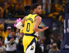 开云体育APP下载-步行者队近期表现出色，一鼓作气冲击前八