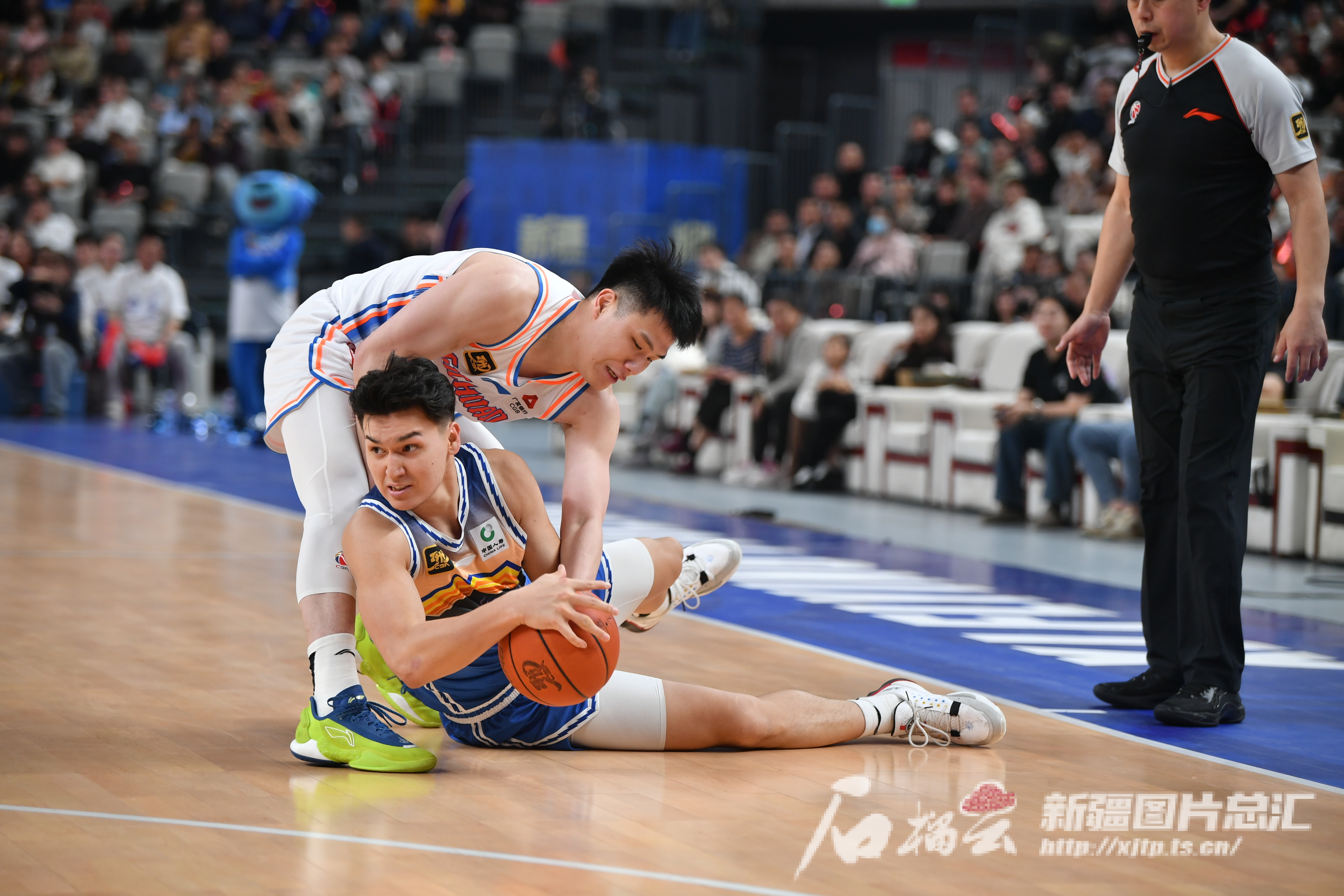 开云体育登录-关于四川队主场战胜天津，实现三连胜的信息