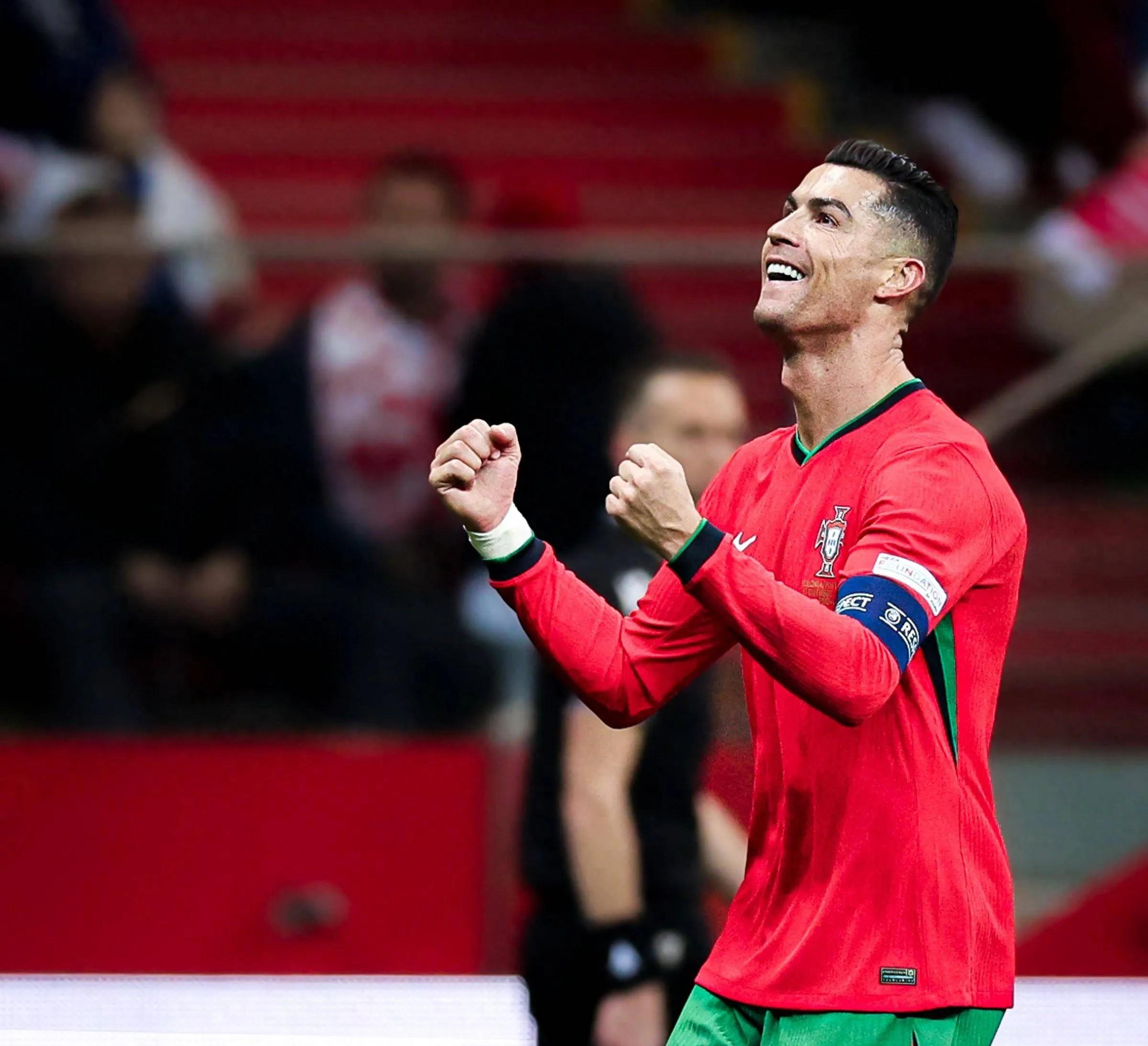 开云体育在线-葡萄牙前锋连续破门，成为欧洲杯最佳射手候选