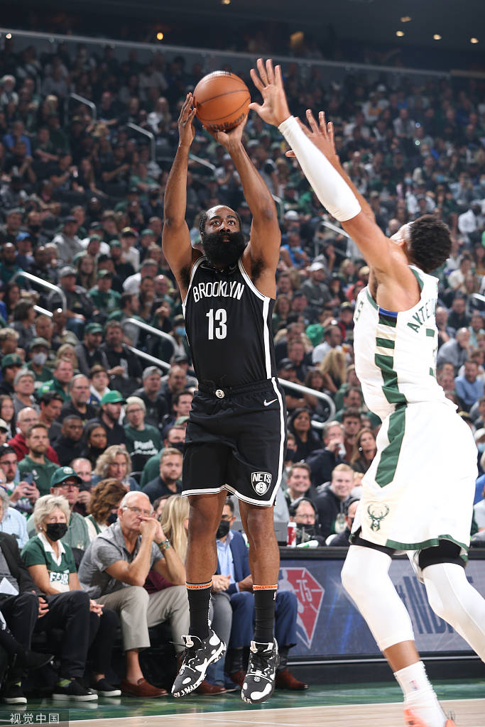 开云体育官方网站-雄鹿主场大胜篮网，豪取八连胜