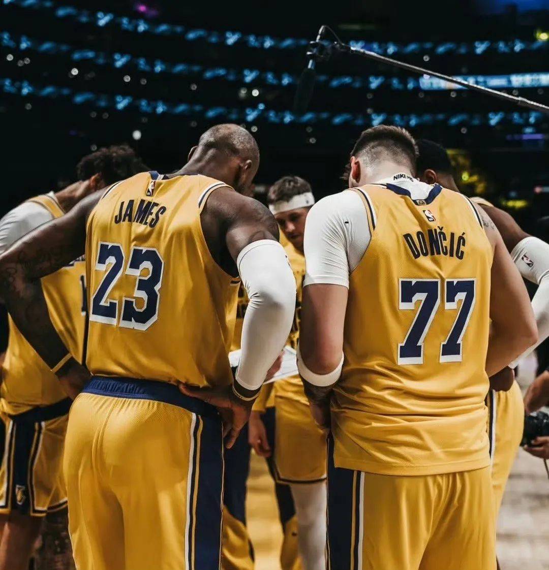 开云体育官网-关于湖人队主场击败篮网队，詹姆斯砍下29分的信息