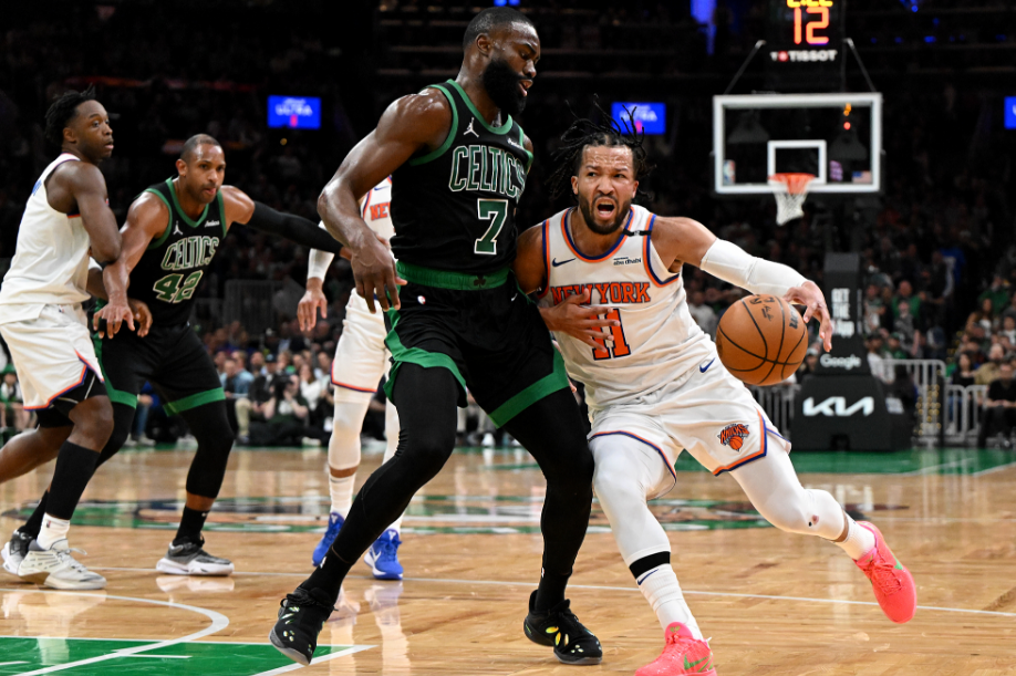 开云体育平台APP-包含步行者逆转击败开拓者，重返前四的词条