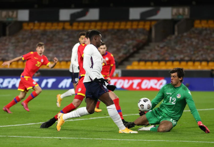 开云体育-阿尔巴尼亚队在主场逐鹿意大利，劲旅对话