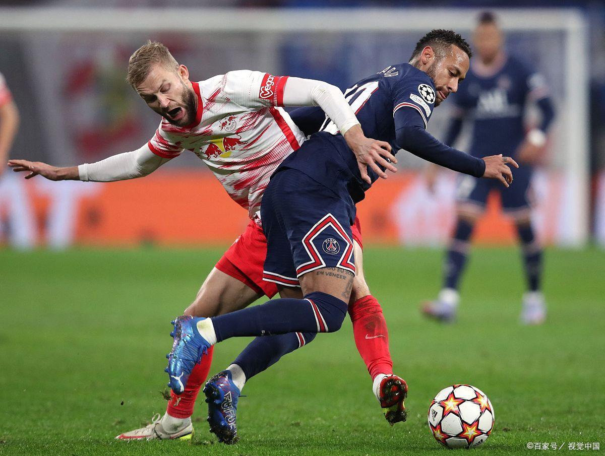 开云官方app入口-奥格斯堡主场惨败，保级形势不容乐观