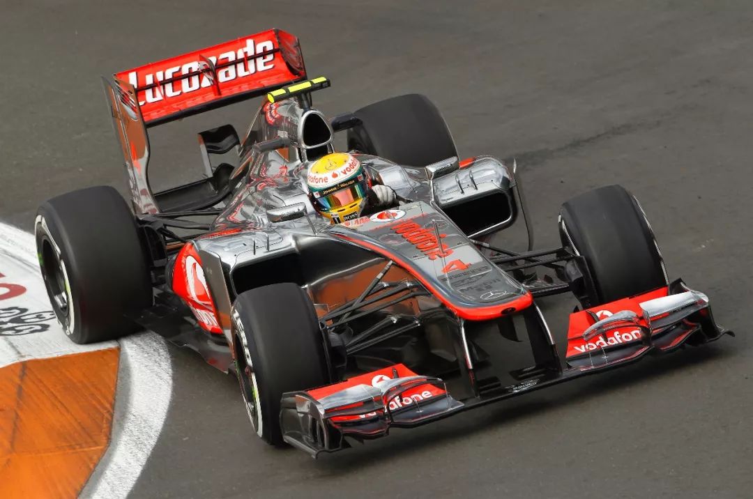 开云APP-迈凯伦鏖战阿斯顿马丁，阿隆索扛起全队的简单介绍