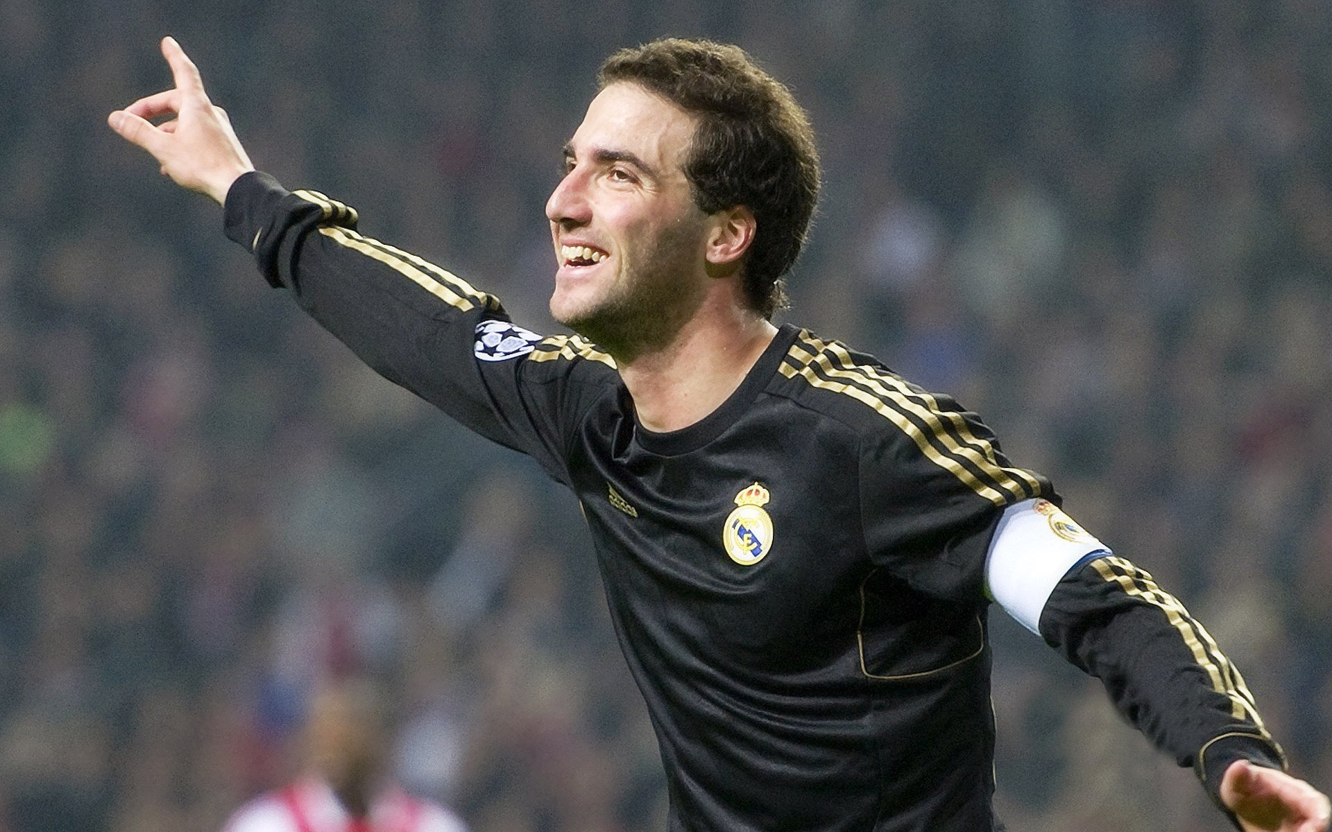 开云体育-定义之战，加克波用一场满分表演，书写完美先生的唯一性