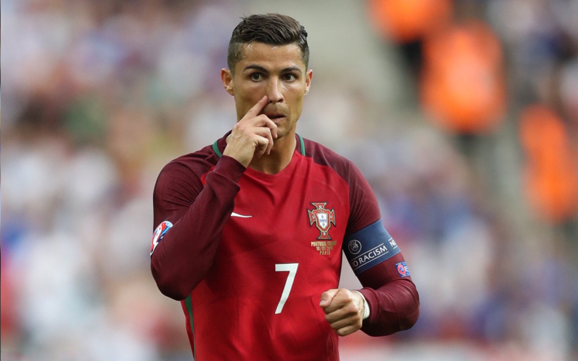 开云下载-双线破壁，鲁德在硬地与室内场的不可能同步突破